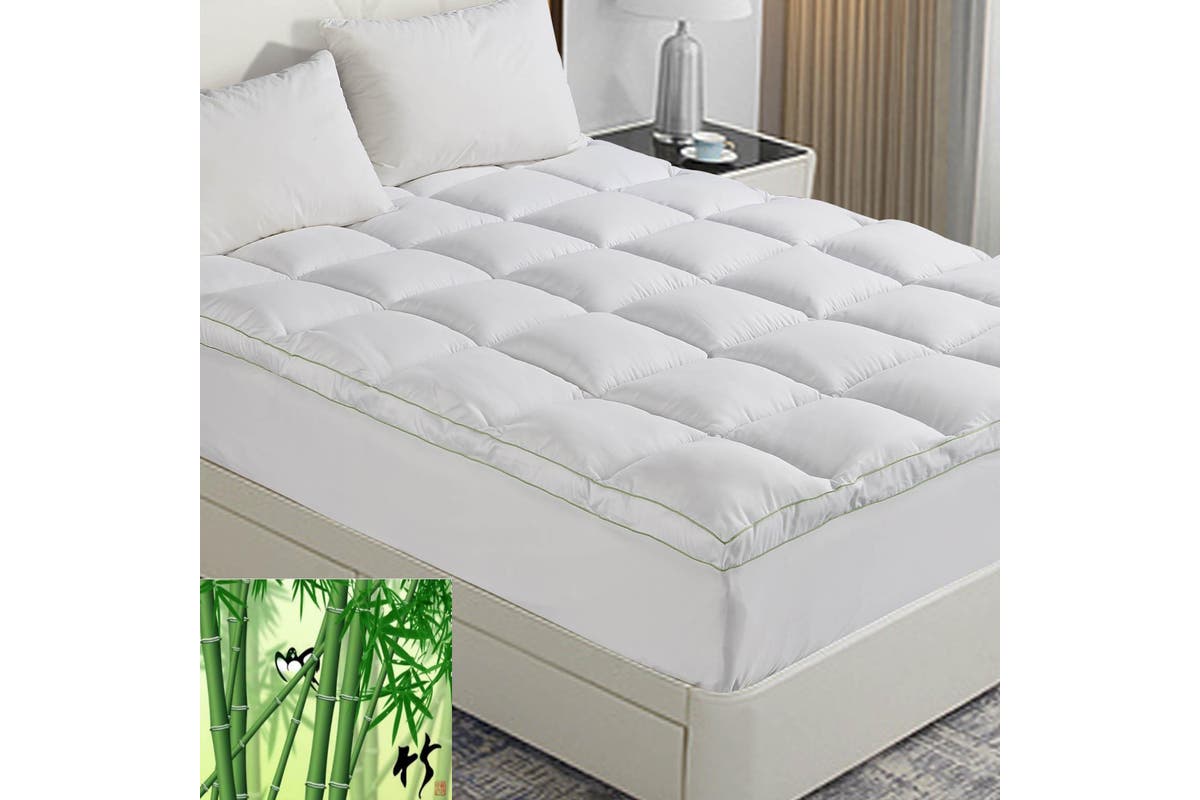 Luxton Queen Size 1000GSM Bamboo Mattress Topper with Gusset Support